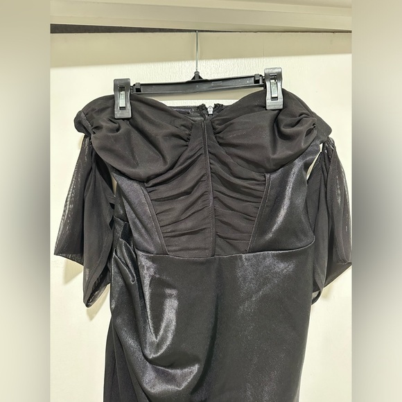 ASOS DESIGN bandeau corset mesh satin midi dress in black - Picture 7 of 11